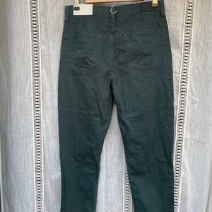 Green American Eagle “mom” jeans